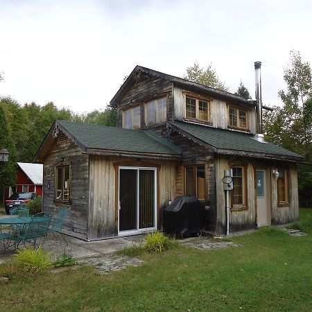 Chalet Saint-Thomas L'Anse-Saint-Jean Exterior photo